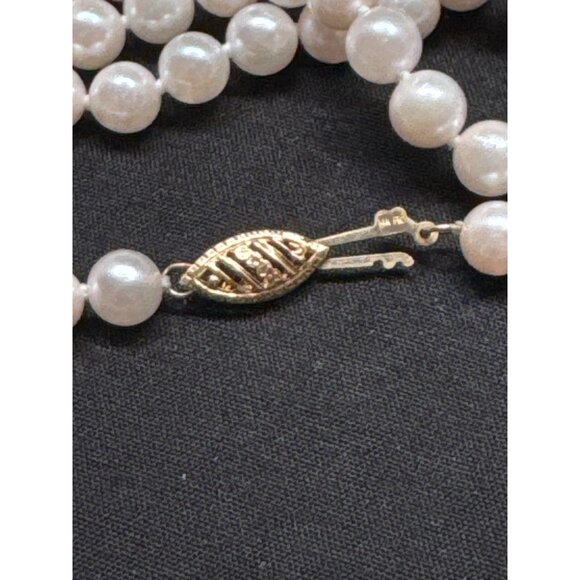Cultured Pearl White 36 Inch 14 K FIC Marked Pearl 5.5 MM Single Strand - Picture 2 of 7